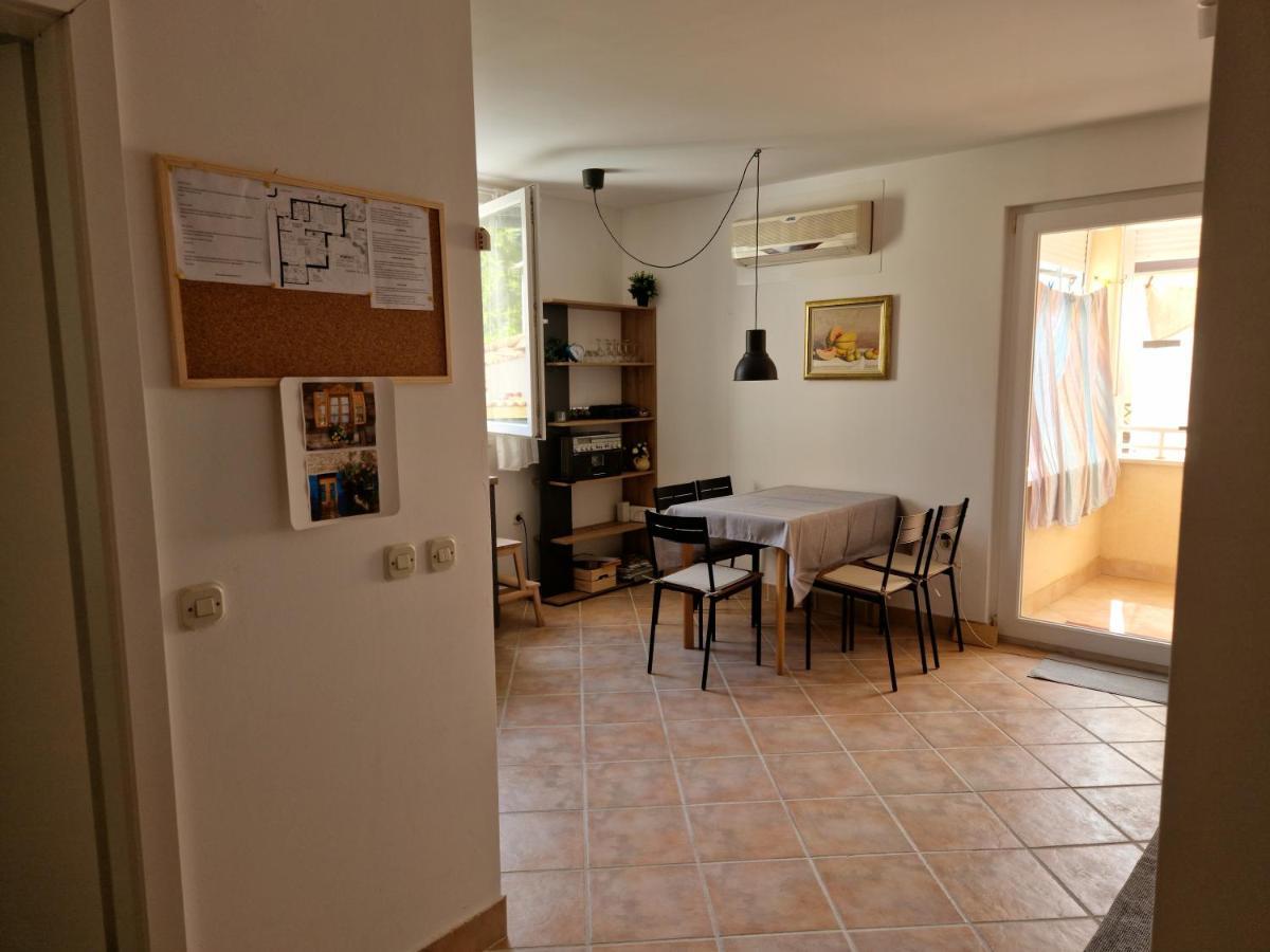 Ella Apartamento